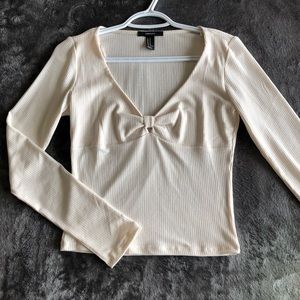 Creme Bow V-Neck Long Sleeve Top